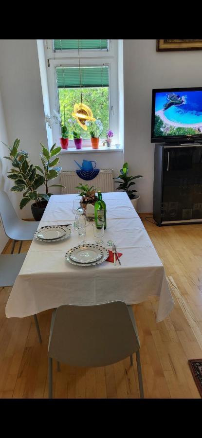 Schoene Altbauwohnung Wien Zentrum Brigittenauer Laende 32 Ngoại thất bức ảnh